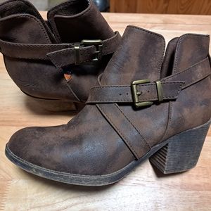 Rocket Dog Sasha Graham Ankle Booties